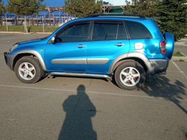 Синий Тойота РАВ 4, объемом двигателя 2 л и пробегом 226 тыс. км за 7800 $, фото 5 на Automoto.ua