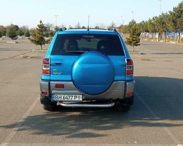Синий Тойота РАВ 4, объемом двигателя 2 л и пробегом 226 тыс. км за 7800 $, фото 3 на Automoto.ua