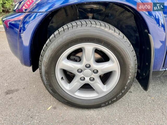 Синий Тойота РАВ 4, объемом двигателя 0 л и пробегом 34 тыс. км за 14500 $, фото 9 на Automoto.ua