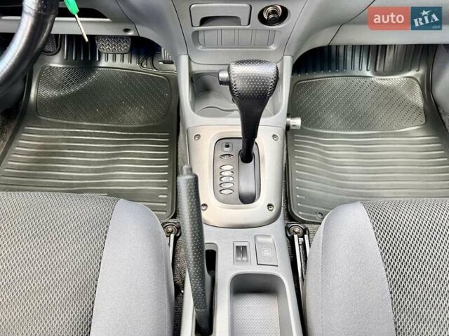 Синий Тойота РАВ 4, объемом двигателя 0 л и пробегом 34 тыс. км за 14500 $, фото 23 на Automoto.ua