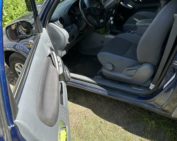 Синий Тойота РАВ 4, объемом двигателя 2 л и пробегом 276 тыс. км за 6999 $, фото 10 на Automoto.ua