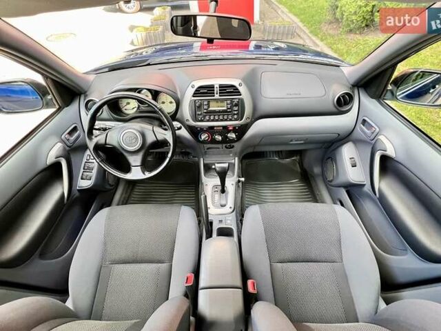 Синий Тойота РАВ 4, объемом двигателя 0 л и пробегом 34 тыс. км за 14500 $, фото 22 на Automoto.ua