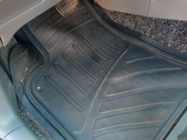 Синий Тойота РАВ 4, объемом двигателя 2 л и пробегом 226 тыс. км за 7800 $, фото 12 на Automoto.ua