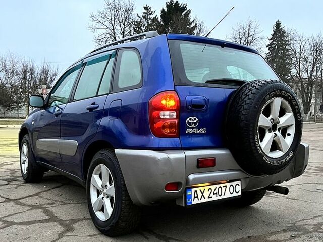 Синій Тойота РАВ 4, об'ємом двигуна 2 л та пробігом 278 тис. км за 6300 $, фото 6 на Automoto.ua