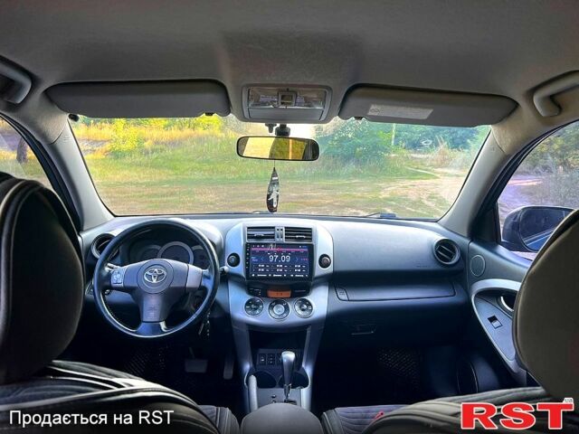 Синий Тойота РАВ 4, объемом двигателя 2 л и пробегом 213 тыс. км за 9000 $, фото 7 на Automoto.ua