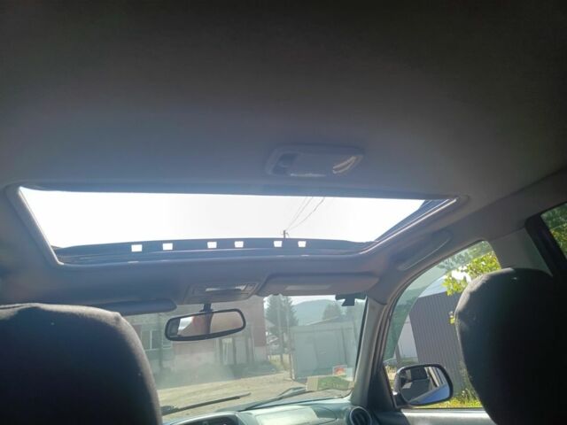 Синий Тойота РАВ 4, объемом двигателя 2 л и пробегом 320 тыс. км за 3400 $, фото 4 на Automoto.ua