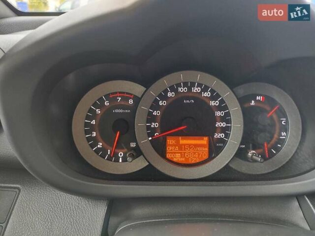 Синий Тойота РАВ 4, объемом двигателя 2 л и пробегом 168 тыс. км за 9800 $, фото 16 на Automoto.ua