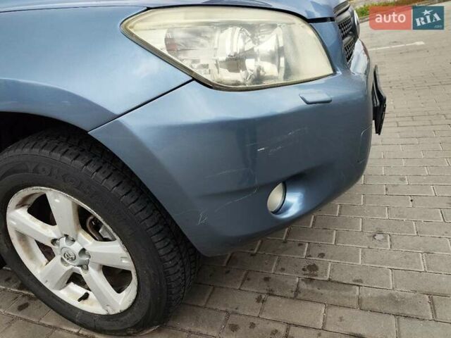 Синий Тойота РАВ 4, объемом двигателя 2 л и пробегом 168 тыс. км за 9800 $, фото 13 на Automoto.ua