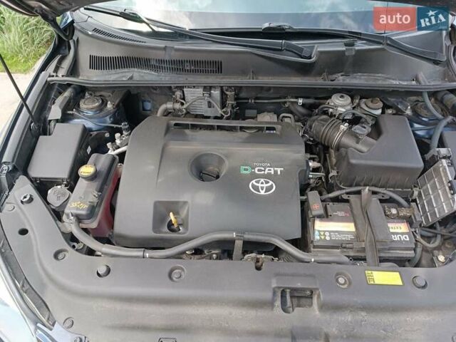 Синій Тойота РАВ 4, об'ємом двигуна 2.2 л та пробігом 260 тис. км за 9000 $, фото 3 на Automoto.ua