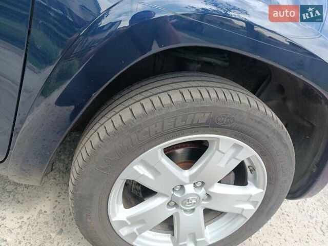 Синій Тойота РАВ 4, об'ємом двигуна 2.2 л та пробігом 260 тис. км за 9000 $, фото 4 на Automoto.ua