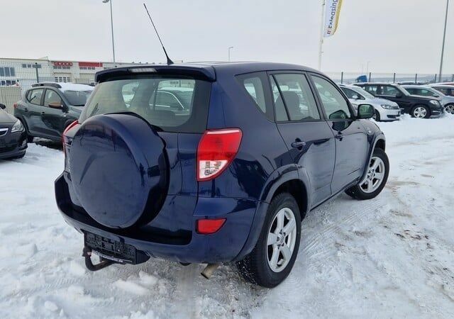 Синий Тойота РАВ 4, объемом двигателя 2.2 л и пробегом 230 тыс. км за 2601 $, фото 2 на Automoto.ua