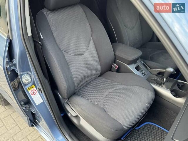 Синий Тойота РАВ 4, объемом двигателя 2 л и пробегом 145 тыс. км за 9900 $, фото 11 на Automoto.ua