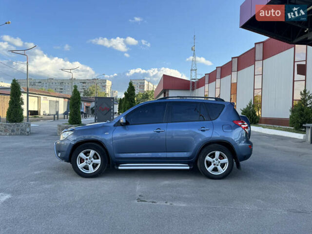Синій Тойота РАВ 4, об'ємом двигуна 2 л та пробігом 187 тис. км за 7700 $, фото 11 на Automoto.ua