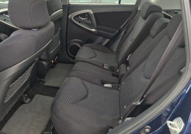 Синий Тойота РАВ 4, объемом двигателя 2.2 л и пробегом 230 тыс. км за 2601 $, фото 6 на Automoto.ua