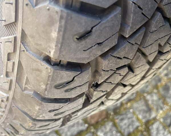 Синій Тойота РАВ 4, об'ємом двигуна 2.2 л та пробігом 150 тис. км за 8500 $, фото 5 на Automoto.ua