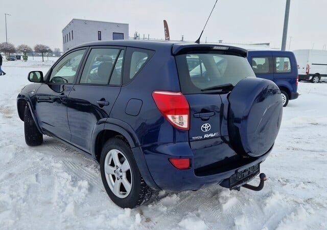 Синий Тойота РАВ 4, объемом двигателя 2.2 л и пробегом 230 тыс. км за 2601 $, фото 3 на Automoto.ua