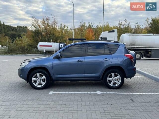 Синий Тойота РАВ 4, объемом двигателя 2 л и пробегом 145 тыс. км за 9900 $, фото 7 на Automoto.ua