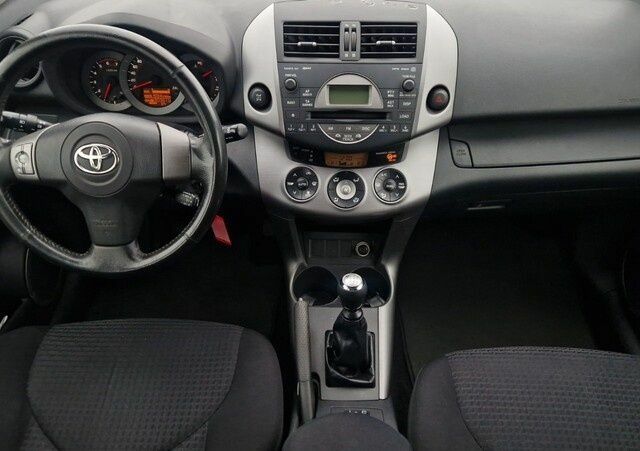 Синий Тойота РАВ 4, объемом двигателя 2.2 л и пробегом 230 тыс. км за 2601 $, фото 5 на Automoto.ua