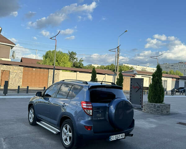 Синій Тойота РАВ 4, об'ємом двигуна 2 л та пробігом 187 тис. км за 7700 $, фото 10 на Automoto.ua