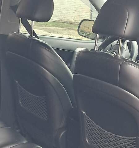 Синий Тойота РАВ 4, объемом двигателя 2 л и пробегом 239 тыс. км за 8800 $, фото 10 на Automoto.ua