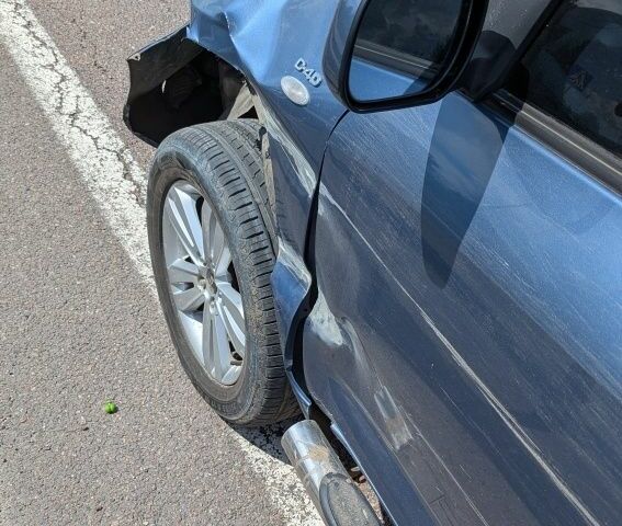 Синій Тойота РАВ 4, об'ємом двигуна 2.2 л та пробігом 265 тис. км за 5000 $, фото 5 на Automoto.ua