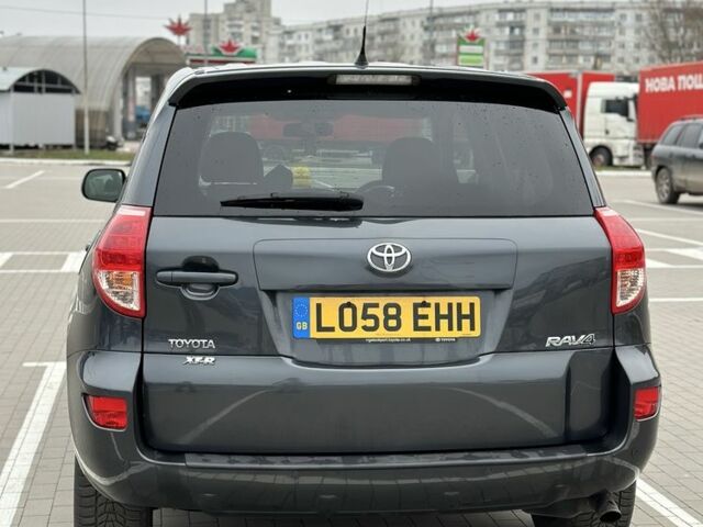 Синий Тойота РАВ 4, объемом двигателя 2.2 л и пробегом 177 тыс. км за 5300 $, фото 4 на Automoto.ua