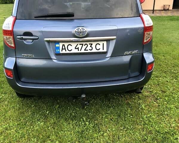 Синій Тойота РАВ 4, об'ємом двигуна 2.23 л та пробігом 355 тис. км за 11500 $, фото 4 на Automoto.ua