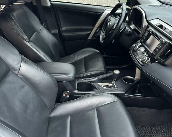 Синій Тойота РАВ 4, об'ємом двигуна 2.23 л та пробігом 146 тис. км за 18900 $, фото 47 на Automoto.ua