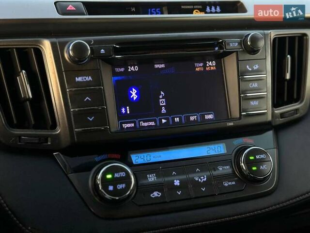 Синий Тойота РАВ 4, объемом двигателя 2.49 л и пробегом 220 тыс. км за 15700 $, фото 17 на Automoto.ua