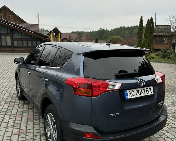 Синій Тойота РАВ 4, об'ємом двигуна 2.23 л та пробігом 146 тис. км за 18900 $, фото 6 на Automoto.ua