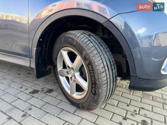 Синий Тойота РАВ 4, объемом двигателя 2.5 л и пробегом 180 тыс. км за 13750 $, фото 11 на Automoto.ua