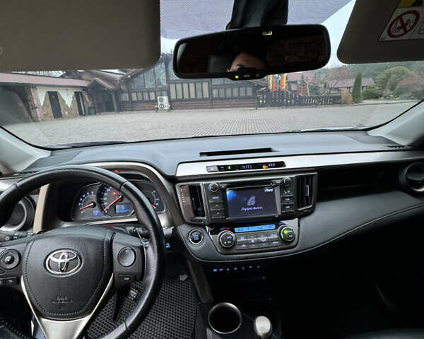 Синій Тойота РАВ 4, об'ємом двигуна 2.23 л та пробігом 146 тис. км за 18900 $, фото 37 на Automoto.ua