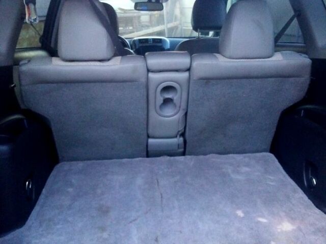 Тойота РАВ 4 2013 в Львове на Automoto.ua Синий Тойота РАВ 4, объемом двигателя 0 л и пробегом 160 тыс. км за 8999 $, фото 8 на Automoto.ua