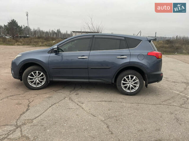 Синий Тойота РАВ 4, объемом двигателя 2.49 л и пробегом 144 тыс. км за 17800 $, фото 3 на Automoto.ua