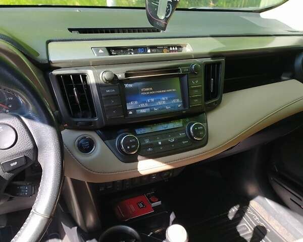 Синій Тойота РАВ 4, об'ємом двигуна 2.2 л та пробігом 175 тис. км за 18200 $, фото 6 на Automoto.ua