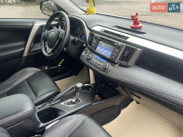 Синий Тойота РАВ 4, объемом двигателя 2.49 л и пробегом 144 тыс. км за 17800 $, фото 7 на Automoto.ua