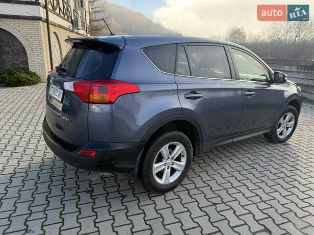 Синий Тойота РАВ 4, объемом двигателя 2.23 л и пробегом 248 тыс. км за 16500 $, фото 2 на Automoto.ua