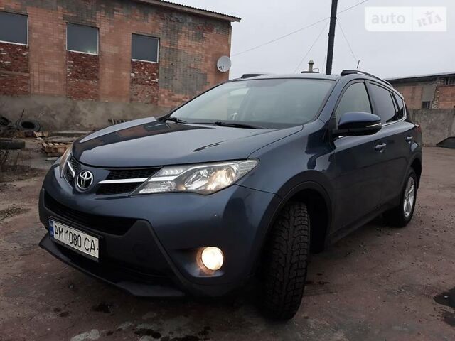 Синій Тойота РАВ 4, об'ємом двигуна 2 л та пробігом 253 тис. км за 16500 $, фото 3 на Automoto.ua