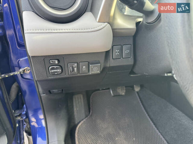 Синий Тойота РАВ 4, объемом двигателя 2.49 л и пробегом 201 тыс. км за 14400 $, фото 14 на Automoto.ua