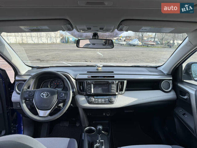 Синий Тойота РАВ 4, объемом двигателя 2.49 л и пробегом 201 тыс. км за 14400 $, фото 16 на Automoto.ua