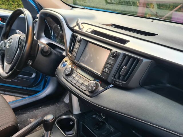 Синий Тойота РАВ 4, объемом двигателя 2.5 л и пробегом 186 тыс. км за 20000 $, фото 10 на Automoto.ua