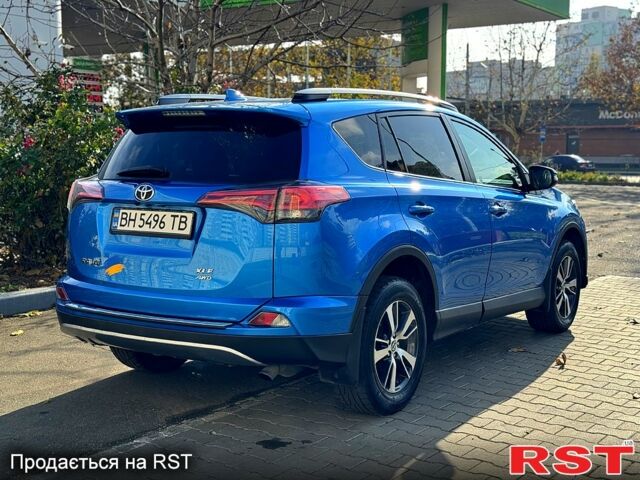 Тойота РАВ 4 2017 у Одесі на Automoto.ua Синій Тойота РАВ 4, об'ємом двигуна 2.5 л та пробігом 150 тис. км за 16500 $, фото 7 на Automoto.ua