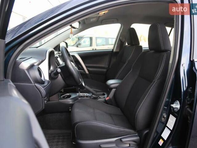 Синий Тойота РАВ 4, объемом двигателя 1.99 л и пробегом 111 тыс. км за 25500 $, фото 8 на Automoto.ua