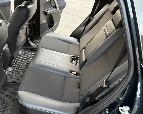 Тойота РАВ 4 2017 в Киеве на Automoto.ua Синий Тойота РАВ 4, объемом двигателя 2.49 л и пробегом 71 тыс. км за 25900 $, фото 11 на Automoto.ua