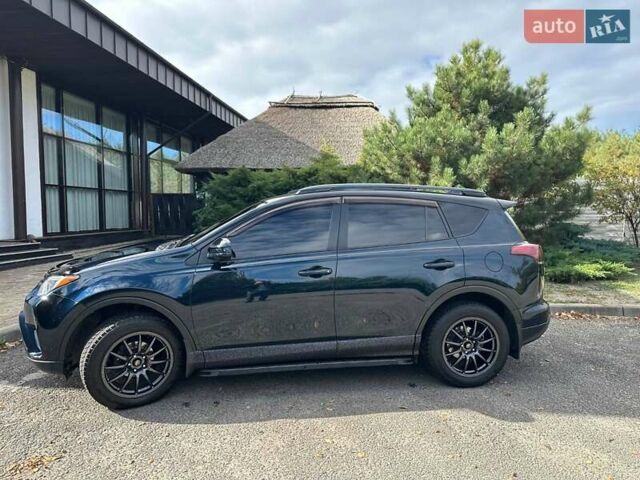 Тойота РАВ 4 2017 в Новомосковске на Automoto.ua Синий Тойота РАВ 4, объемом двигателя 2.49 л и пробегом 125 тыс. км за 22500 $, фото 12 на Automoto.ua