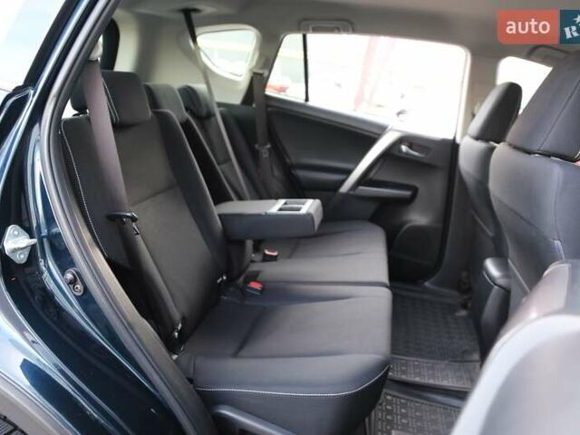 Синий Тойота РАВ 4, объемом двигателя 1.99 л и пробегом 111 тыс. км за 25500 $, фото 10 на Automoto.ua