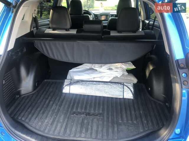 Синій Тойота РАВ 4, об'ємом двигуна 2.49 л та пробігом 54 тис. км за 24700 $, фото 32 на Automoto.ua