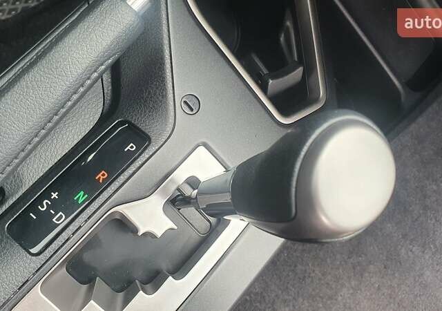 Синий Тойота РАВ 4, объемом двигателя 2.5 л и пробегом 29 тыс. км за 27700 $, фото 8 на Automoto.ua