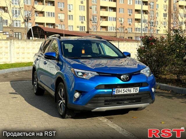 Тойота РАВ 4 2017 у Одесі на Automoto.ua Синій Тойота РАВ 4, об'ємом двигуна 2.5 л та пробігом 150 тис. км за 16500 $, фото 1 на Automoto.ua