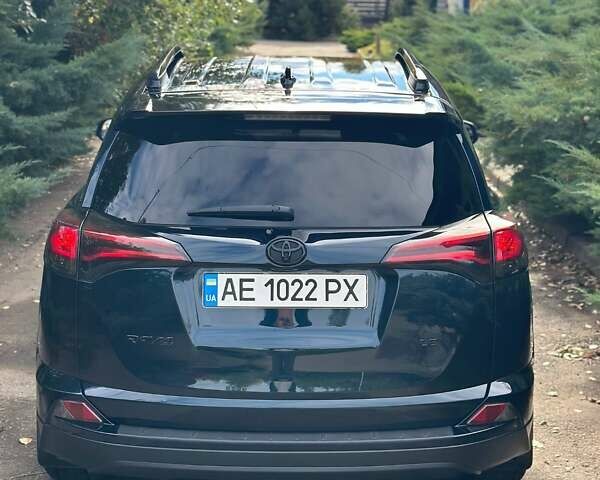 Тойота РАВ 4 2017 в Новомосковске на Automoto.ua Синий Тойота РАВ 4, объемом двигателя 2.49 л и пробегом 125 тыс. км за 22500 $, фото 2 на Automoto.ua